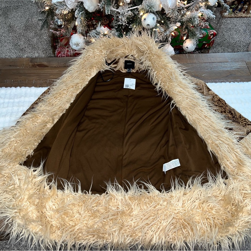 Faux Fur - Trim Embroidered Coat NWT - Picture 7 of 13